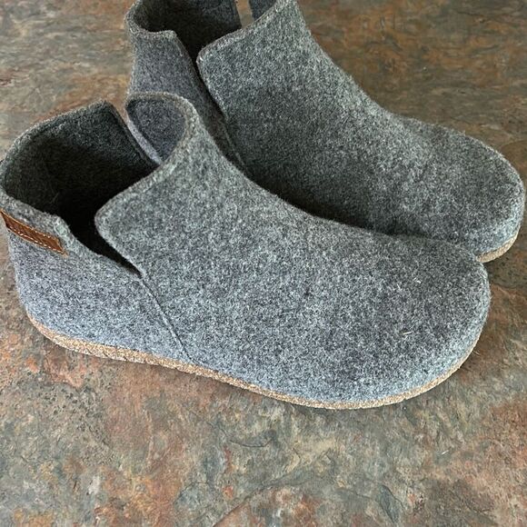 Taos Good Wool Grey Ankle Boots size 36 5.5 - Picture 1 of 6